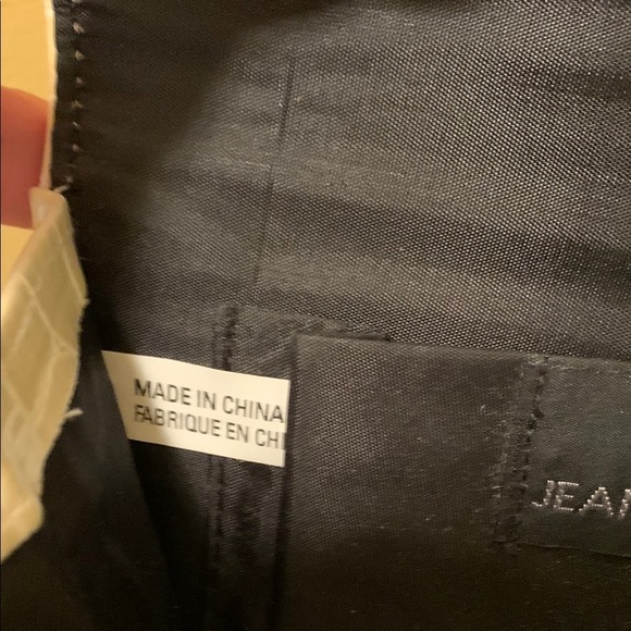 Jeanne Lottie Vintage Cream Mini Bag with Crocodile Texture and Detachable Strap - Picture 6 of 15